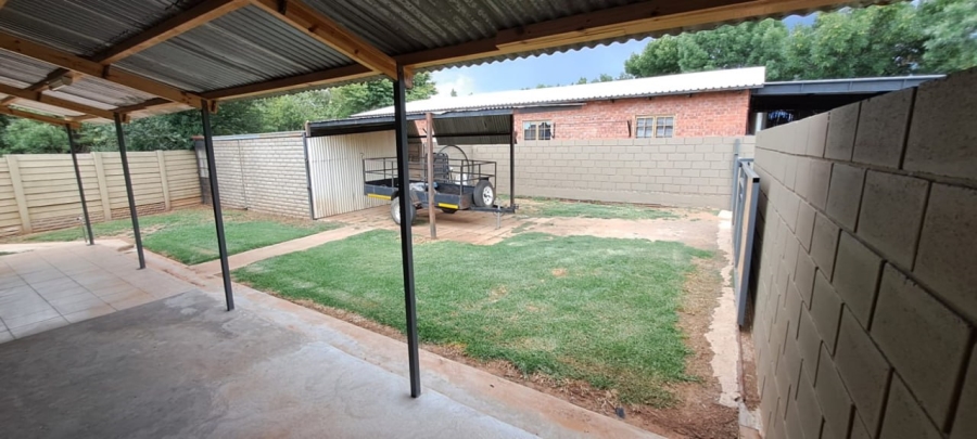 15 Bedroom Property for Sale in Kellys View Free State